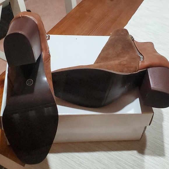 BNIB Brown Ankle Boots - Picture 3 of 4